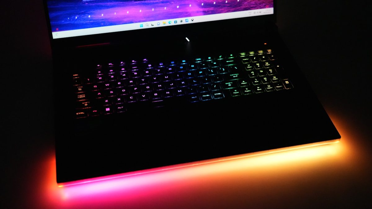 Vertex Raptor 17 Gaming Laptop